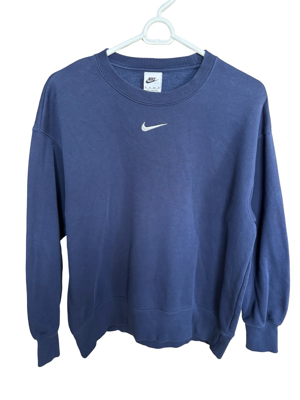 Nike Women’s Navy Blue Crewneck Sweatshirt XS
